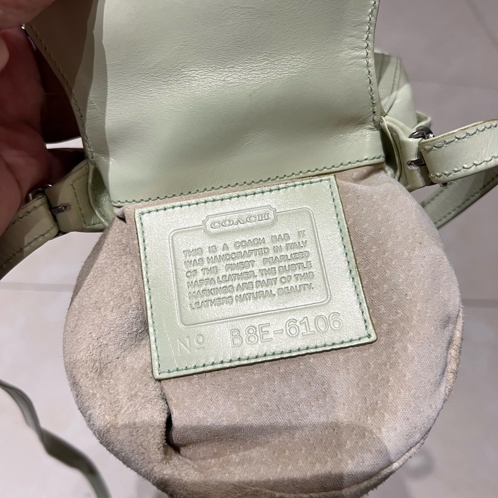 Rare Coach Crossbody Bag - Picture 7 of 14